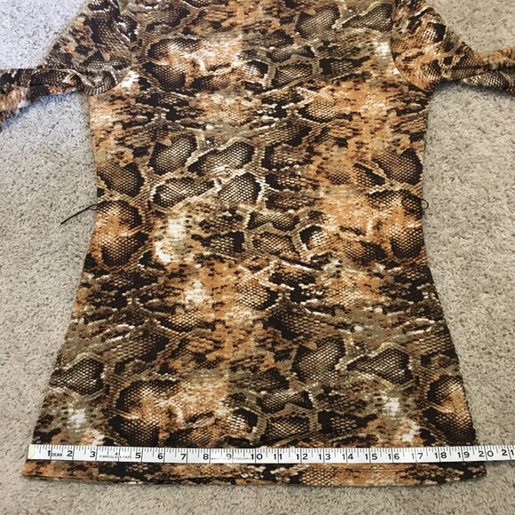 Snakeskin Print Fitted + Lined Long Sleeve Top - Picture 12 of 15